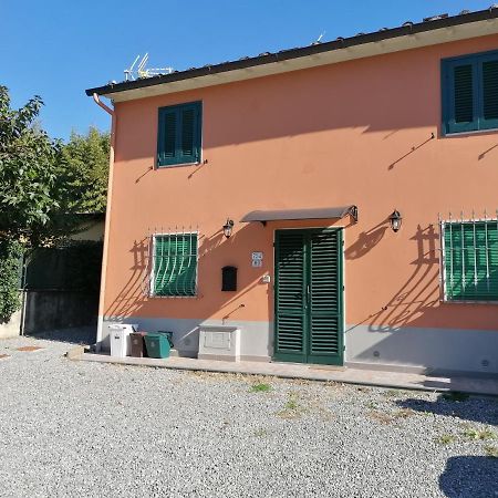La Casina Da Lilli Villa Lucca Exterior photo